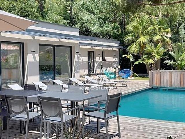 Maison vente à Arrondissement de Toulon, Le Lavandou