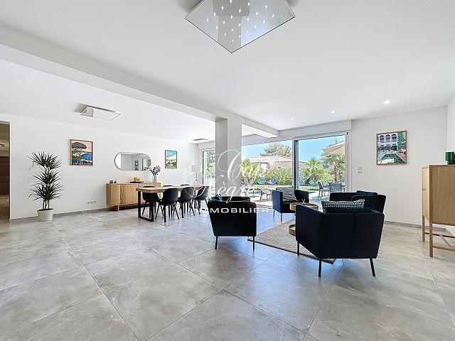 Maison vente à Arrondissement de Toulon, Le Lavandou