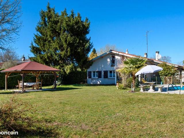 Maison vente à Confolens, Mazerolles
