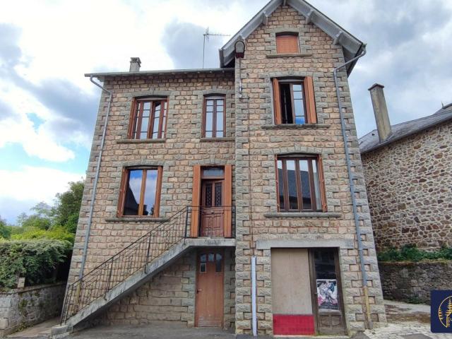 Maison vente à Sérandon