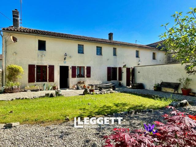 Maison vente à Saint-Jean-d'Angély, Romazières