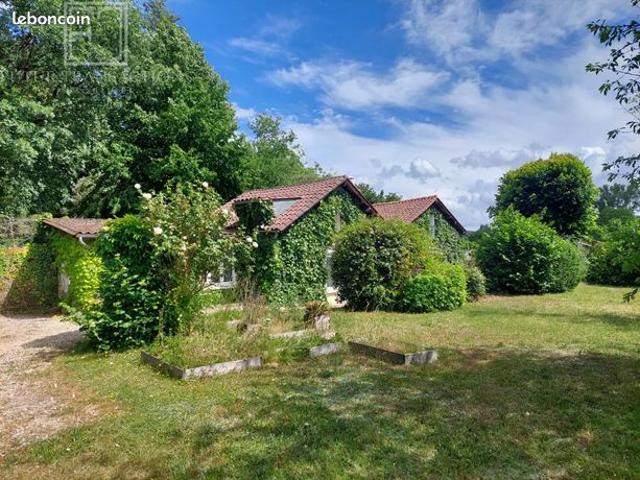 Maison vente à Nontron, Nouvelle-Aquitaine