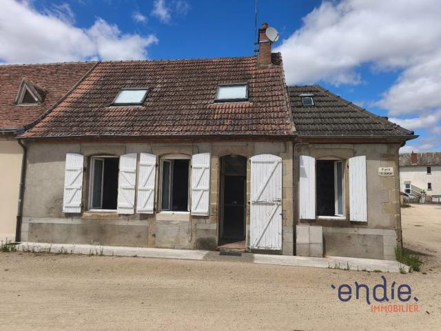 Maison vente à Montluçon, Cosne-d'allier