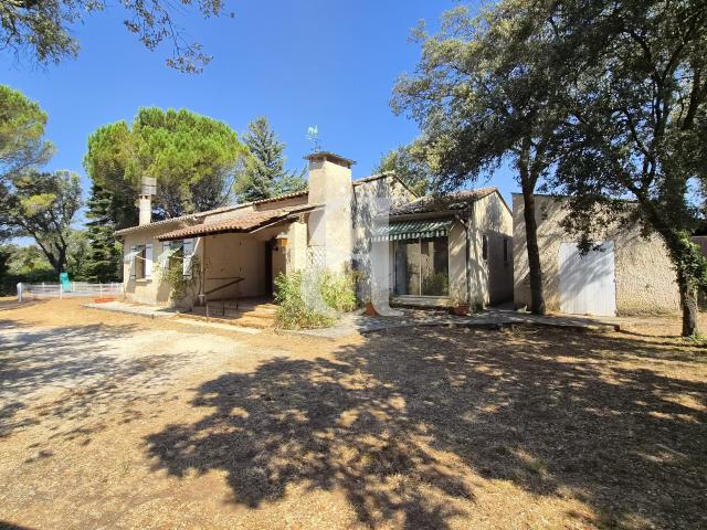 Maison vente à Carpentras, Uchaux