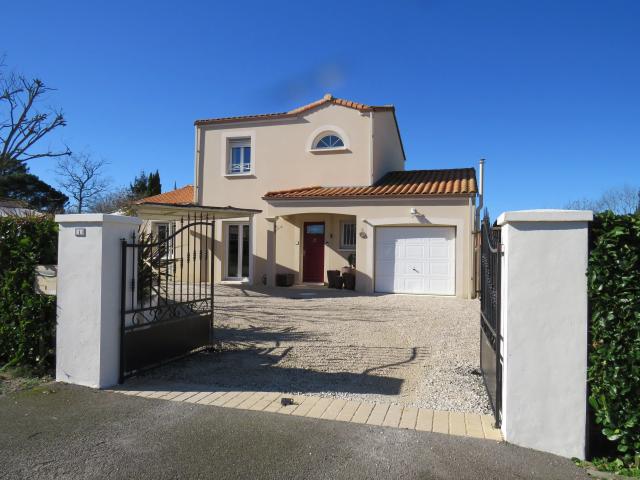 Maison vente à Fontenay-le-Comte, Saint-maurice-le-girard