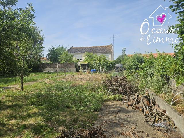 Maison vente à Zone Artisanale la Becquetterie, Maulévrier