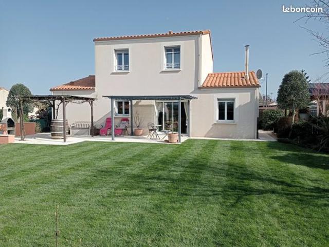 Maison vente à Fontenay-le-Comte, Saint-maurice-le-girard