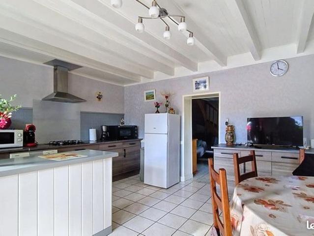 Maison vente à La Rochefoucauld, La Rochefoucauld-en-Angoumois