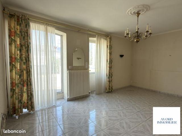 Maison vente à Bourges, Avord