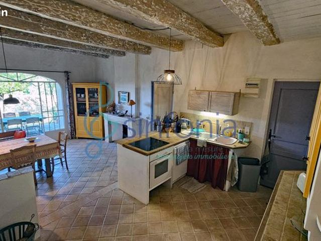 Maison vente à Nîmes, Lussan
