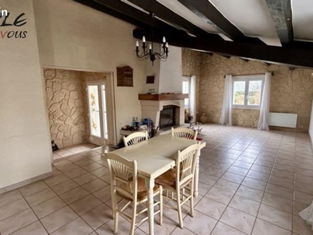 Maison vente à Fontenay-le-Comte, Benet