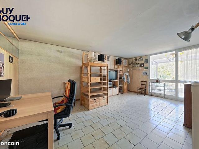 Maison vente à Melun, Combs-la-ville
