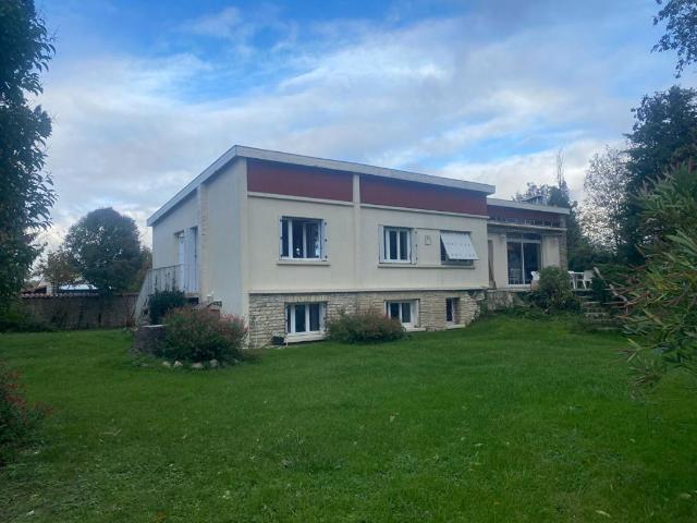 Maison vente à Niort, Magné