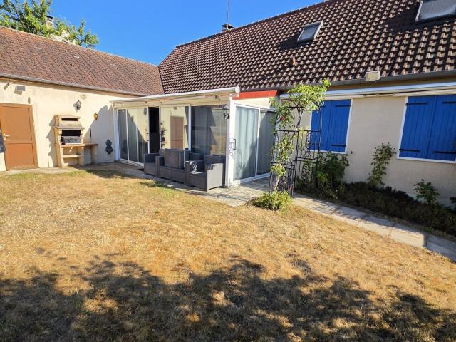 Maison vente à Mont-Saint-Père, Aisne