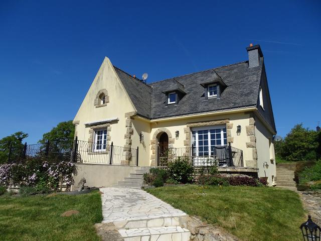 Maison vente à Guingamp, Bretagne