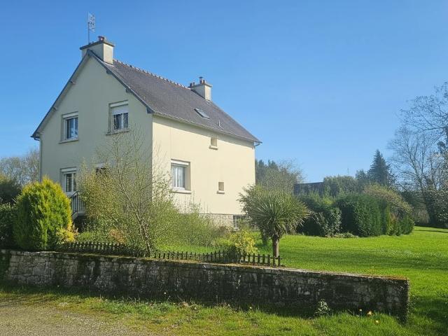 Maison vente à Guingamp, Bretagne