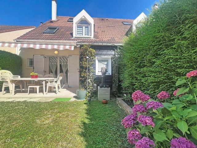 Maison vente à Versailles, Montigny-le-bretonneux