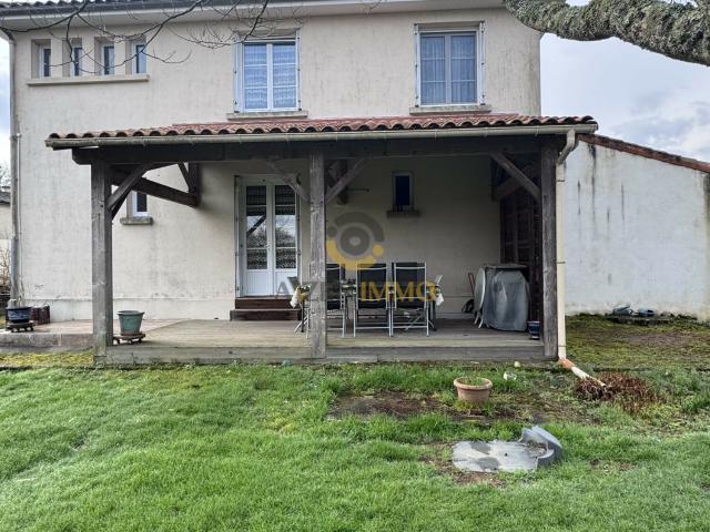 Maison vente à Parthenay, Verruyes
