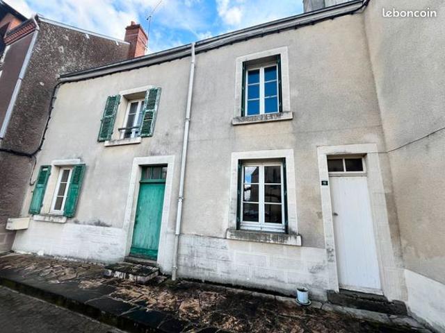 Maison vente à La Châtre, Saint-denis-de-jouhet