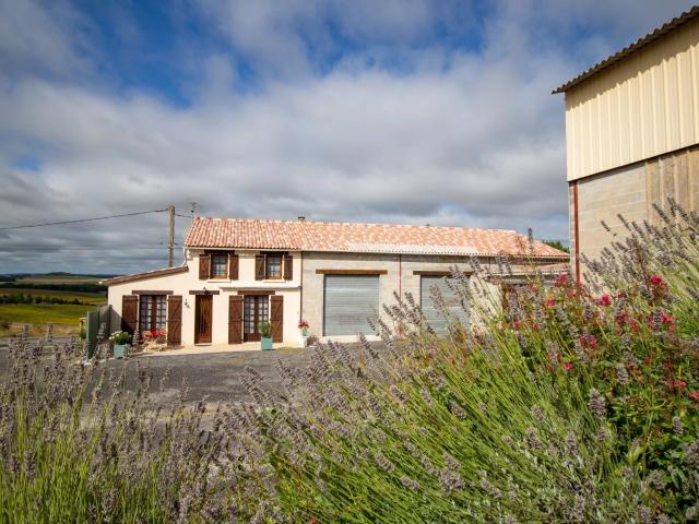 Maison vente à Angoulême, Gardes-le-pontaroux