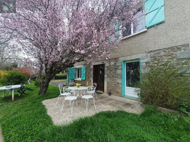 Maison vente à Pierrefiche, Saint-Étienne-de-Maurs