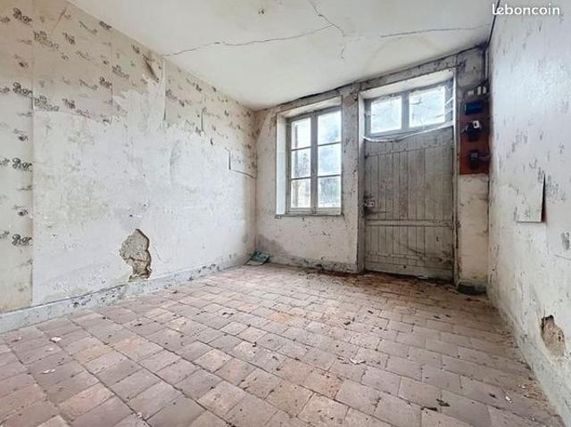 Maison vente à Saint-Amand-Montrond, Cher