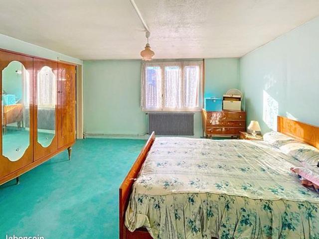 Maison vente à Volvic, Puy-de-Dôme