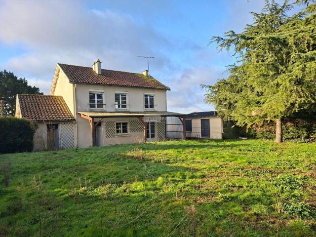 Maison vente à Bressuire, Nueil-les-Aubiers