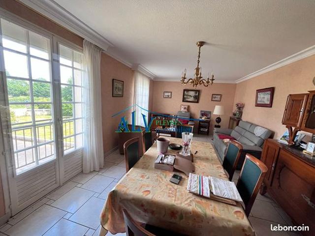 Maison vente à Châteaulin, Bretagne