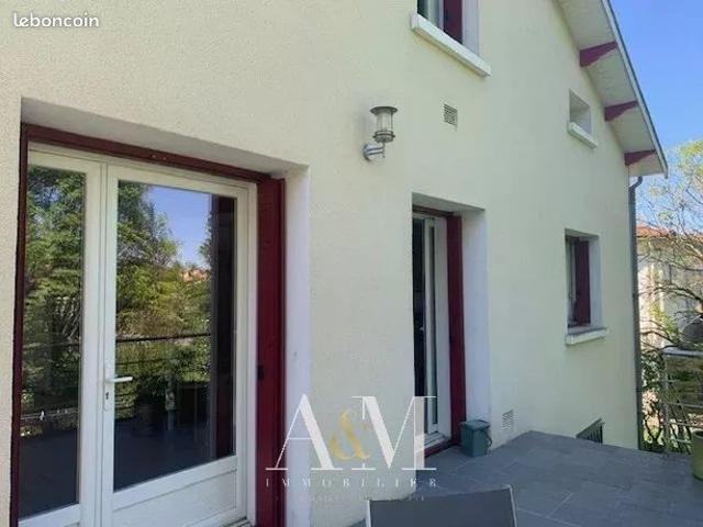 Maison vente à Angoulême, Aignes-et-puypéroux