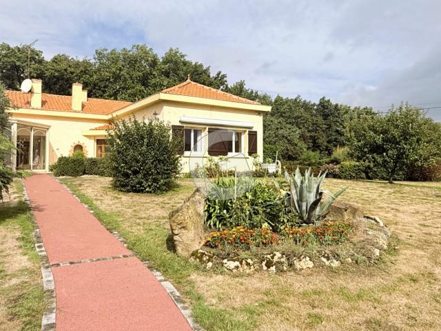 Maison vente à France métropolitaine, Le Champ-saint-père