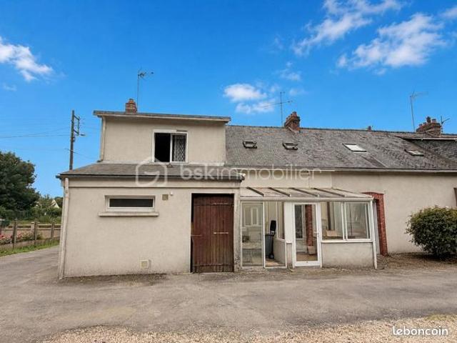 Maison vente à Laval, Port-brillet