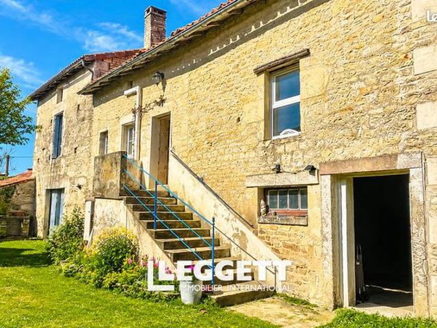Maison vente à Confolens, Besse