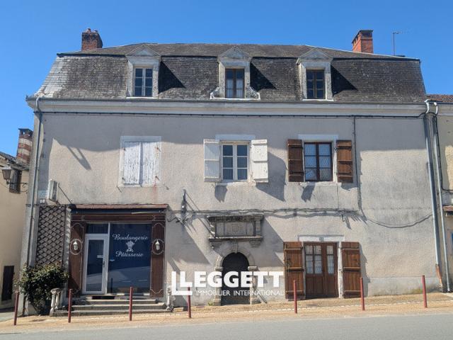 Maison vente à Nontron, Mialet