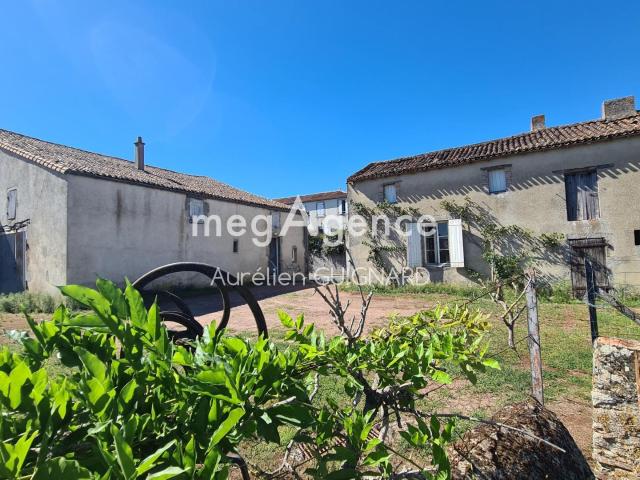 Maison vente à Saint-Sauveur, Faye-l'Abbesse