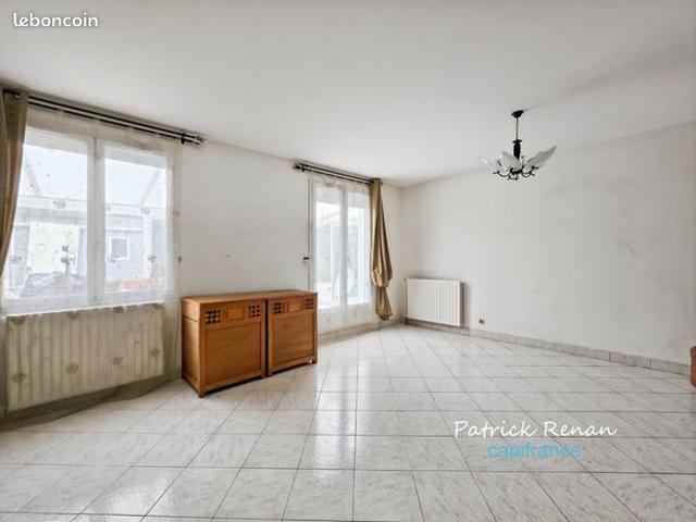 Maison vente à Versailles, Plaisir