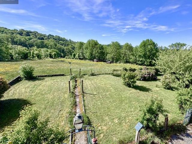 Maison vente à Rodez, Curières