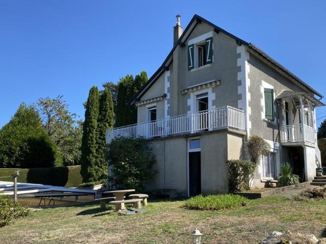 Maison vente à Châteauneuf-la-Forêt, Haute-Vienne