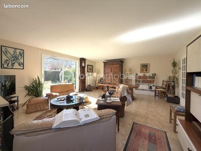 Maison vente à Saint-Germain-en-Laye, Mareil-sur-mauldre