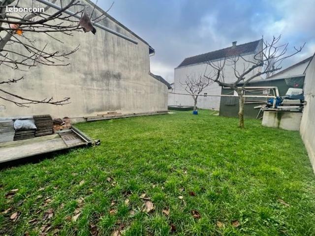 Maison vente à Saint-Denis, Stains