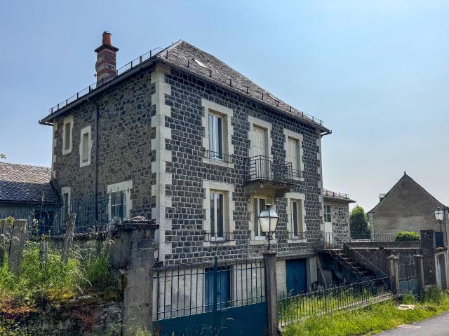Maison vente à Rodez, Curières
