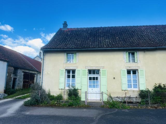 Maison vente à Beaune, Commarin
