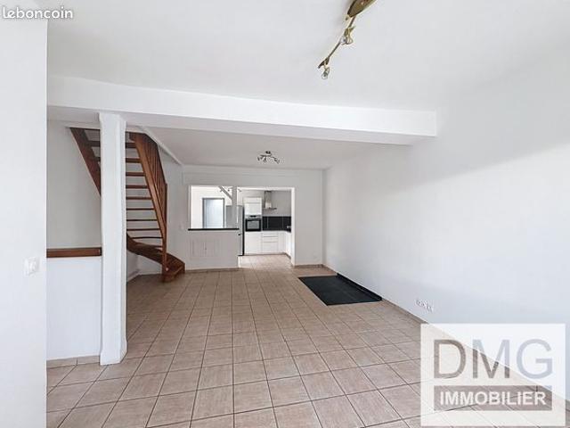 Maison vente à Dunkerque, Steenvoorde