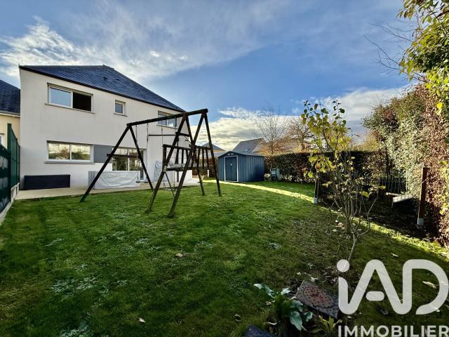 Maison vente à Laval, L'huisserie
