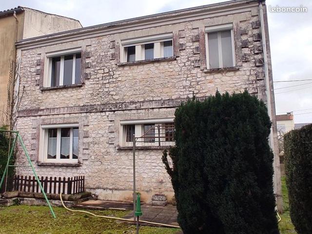 Maison vente à Saintes