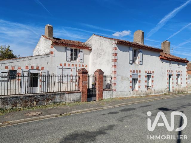 Maison vente à La Raimbaudière, Saint-Paul-du-Bois