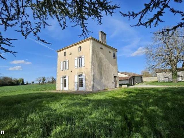 Maison vente à Ruffec, Indre
