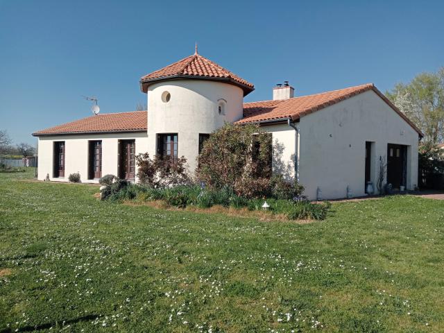 Maison vente à Bressuire, Saint-martin-de-mâcon