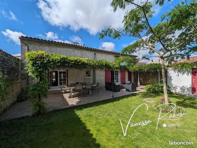 Maison vente à Les Églises-d'Argenteuil, Charente-Maritime