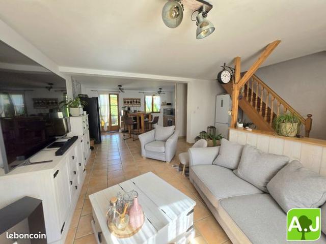 Maison vente à Mousseaux-Neuville, Eure